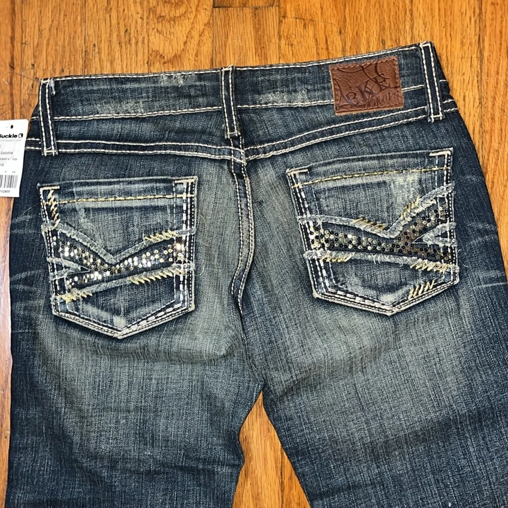NWT BKE Sabrina Embellished Sequins Blue Denim Capri Jeans Size 24